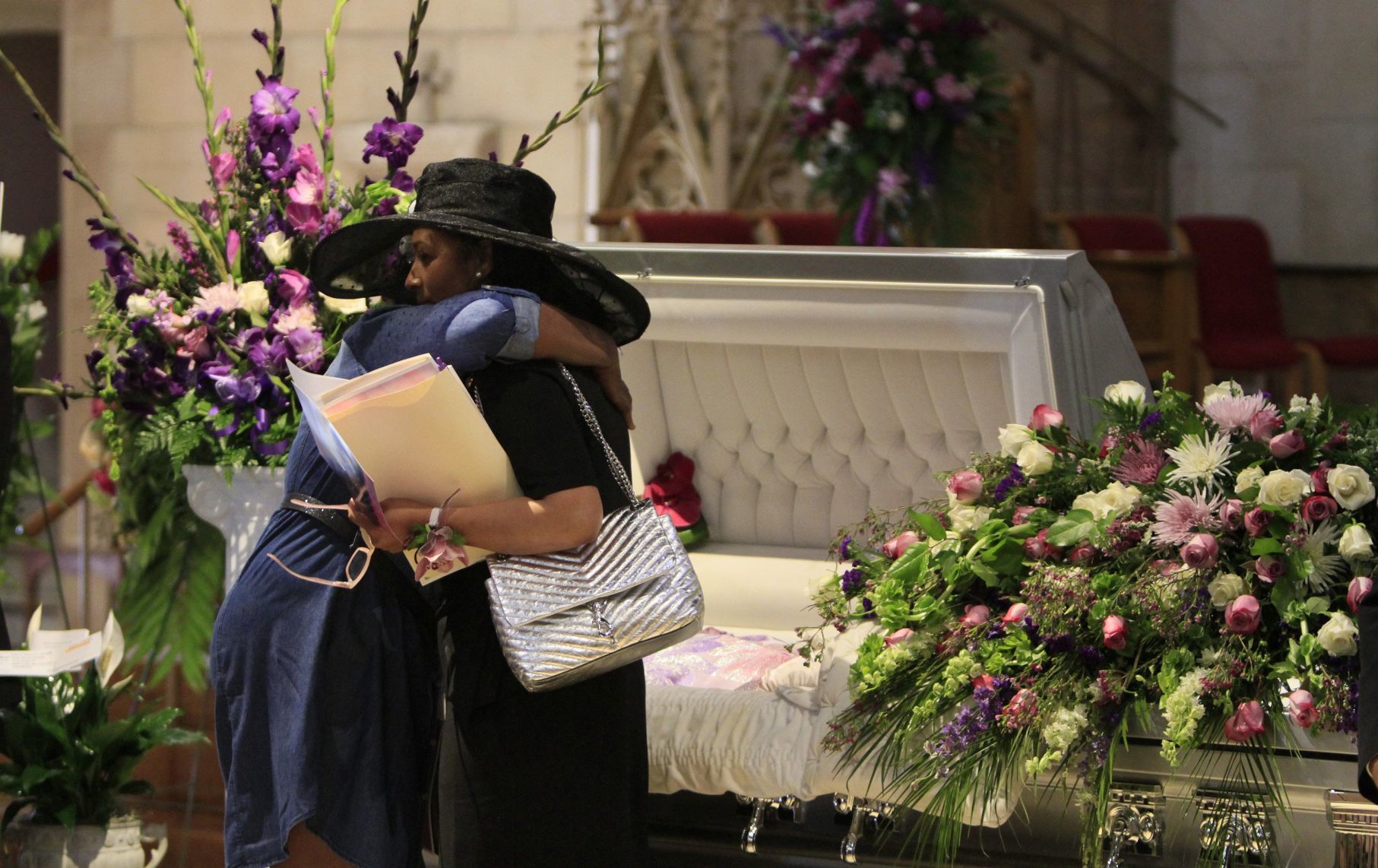 Funeral for St. Louis poet laureate Shirley Bradley LeFlore